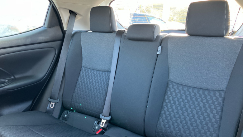 Toyota Yaris 1.5 Hybrid Icon 5dr CVT Hybrid Hatchback